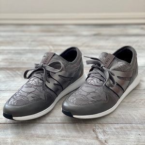 Cole Haan Women's 2.0 Studiogrand Trainer sz 8.5